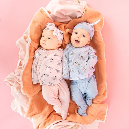 Magnetic Me Gown & Hat Set - ZBest Time Pink/Blue
