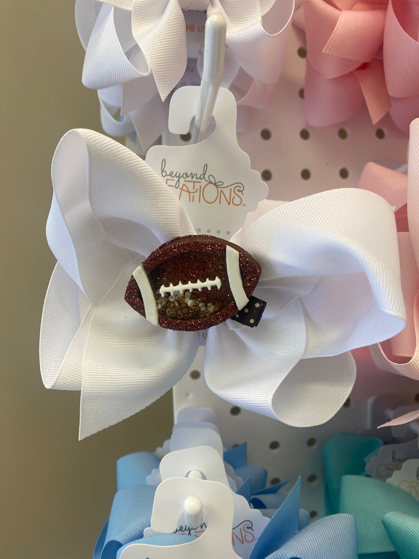 Beyond Creations Shaker Bow Clips