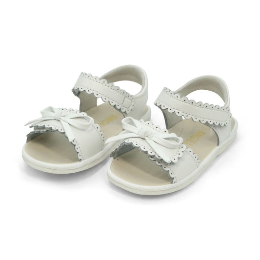 L'Amour Amelie Scalloped Open Toe Sandal - White