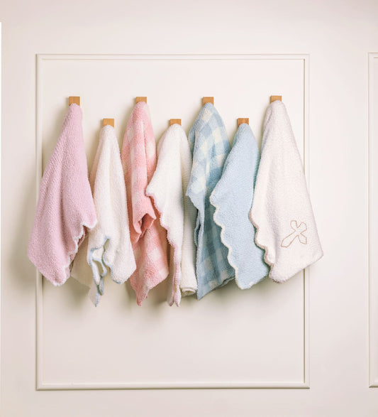 Mudpie Bow Knit Blanket
