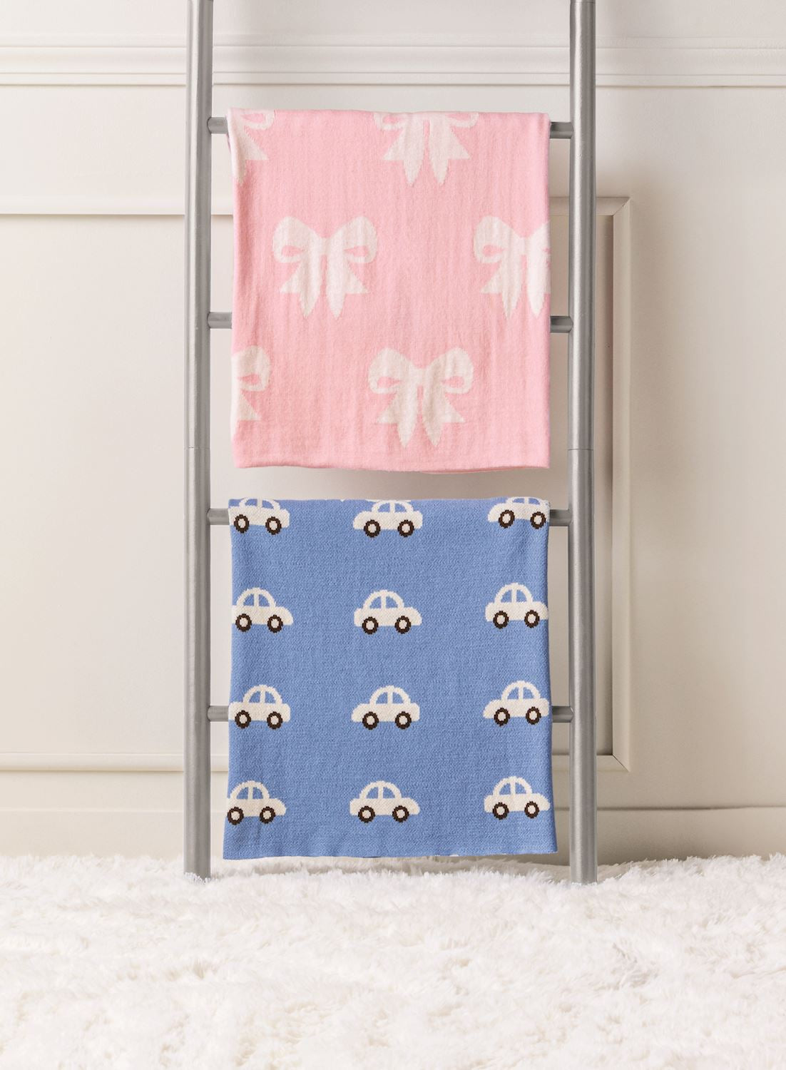 Mudpie Bow Knit Blanket