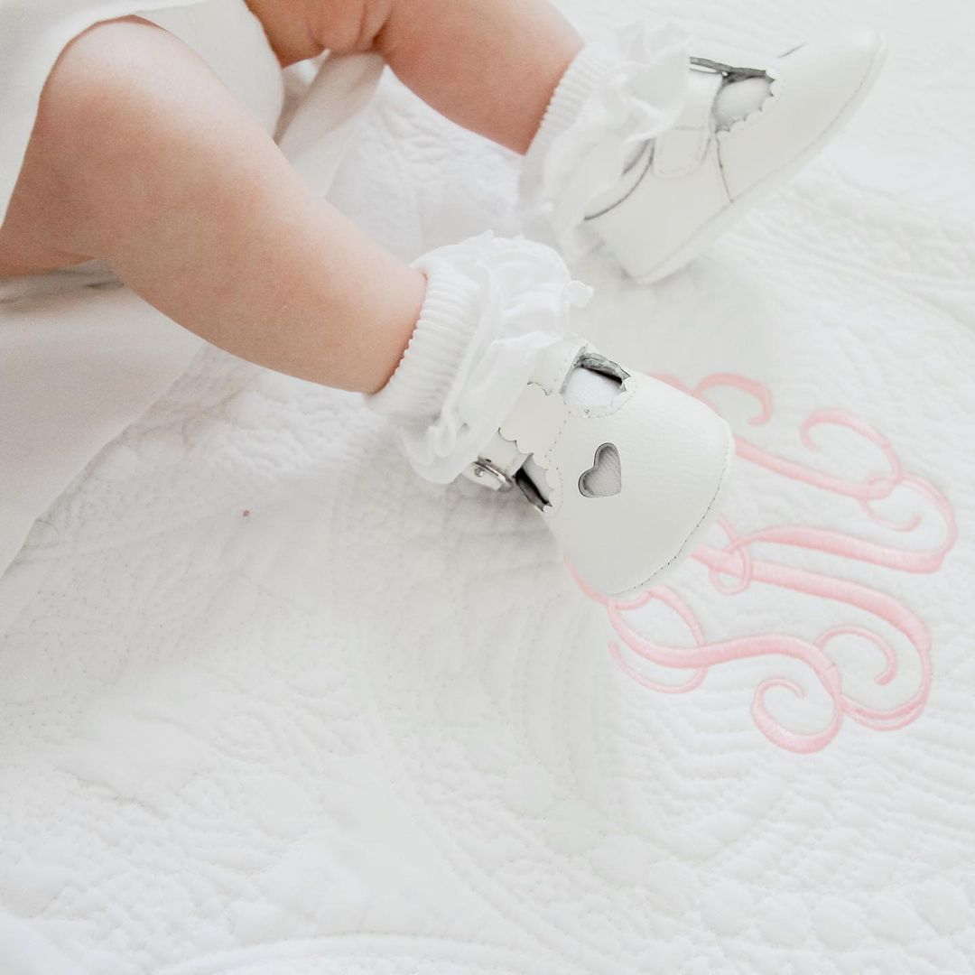 L'Amour Rosalie Heart Mary Jane Shoe - White