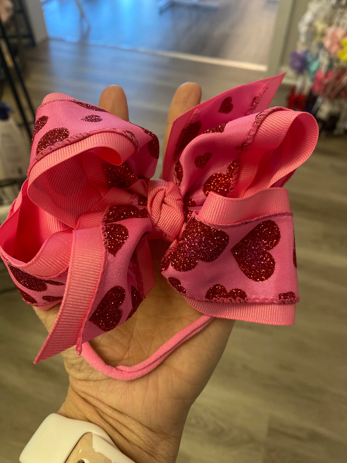 Beyond Creations 5.5” XL Pantyhose Headband bow Hot Pink With Fuchsia & Red Hearts
