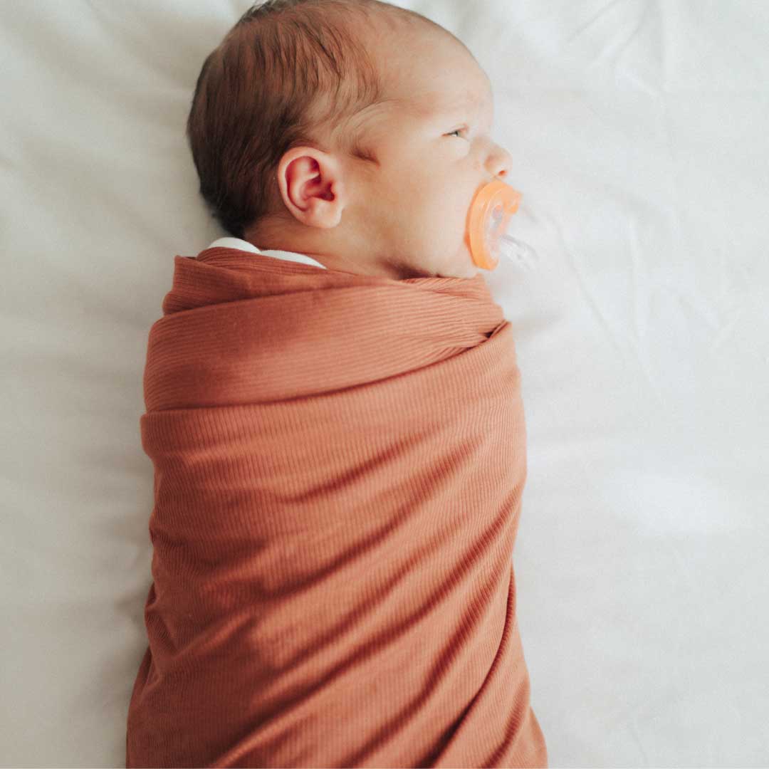 Dolly Lana - Ribbed Swaddle Blanket - Rust